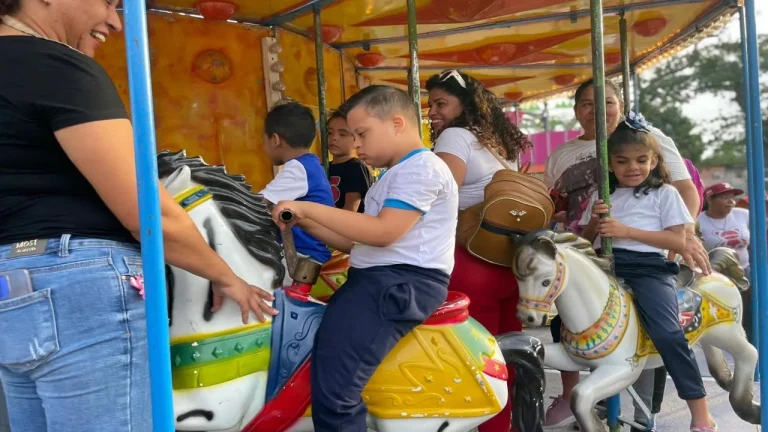 Mariara se Llena de Alegría