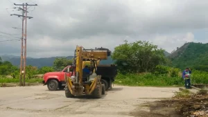 Lesbia Castillo dignifica al sector El Cuvizal con gran jornada de saneamiento ambiental