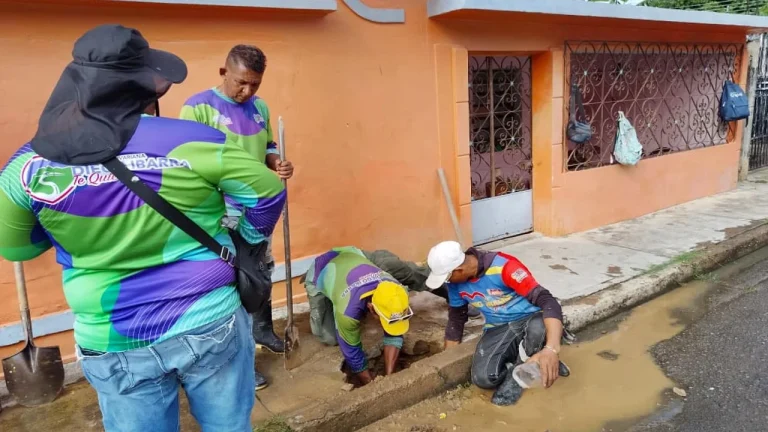 Nuestra Gestión restablece servicio de agua potable en La Haciendita