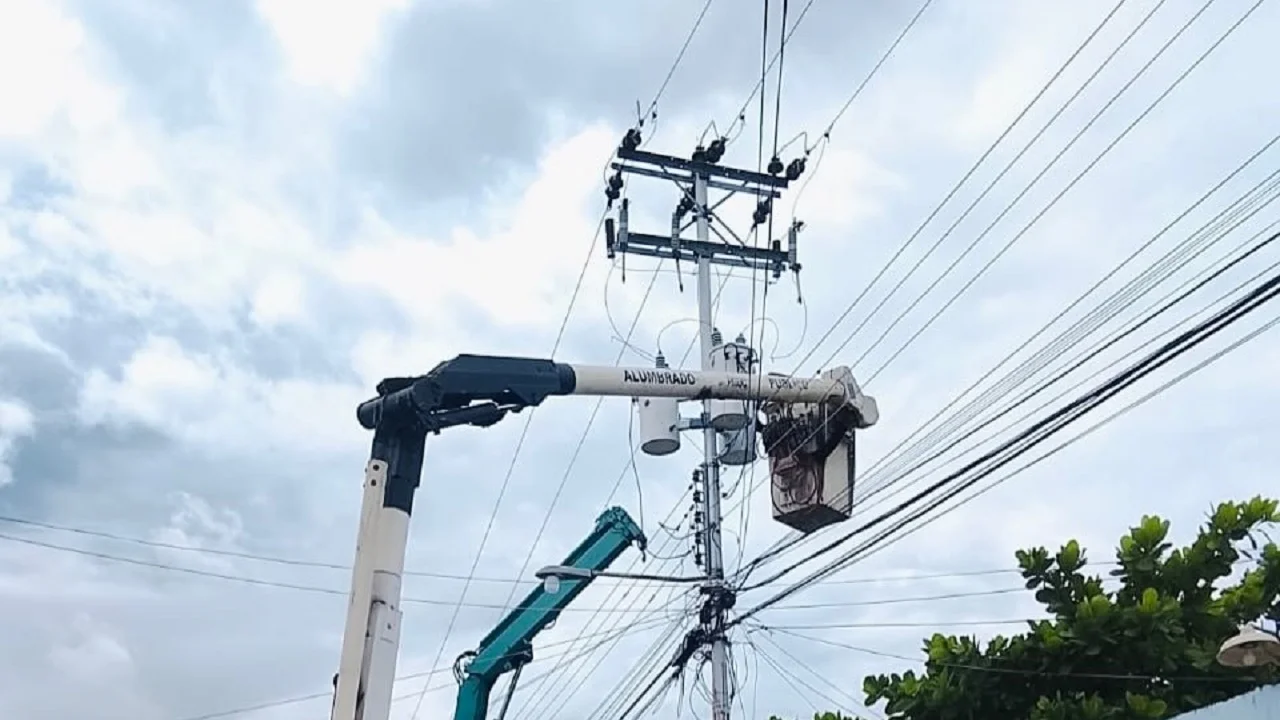 Plan Cayapa Eléctrico devuelve la tranquilidad a más de 40 familias
