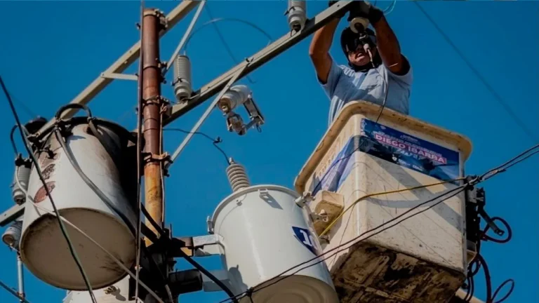 ¡Luz y bienestar para Vista Alegre! Nuestra gestión responde con eficiencia
